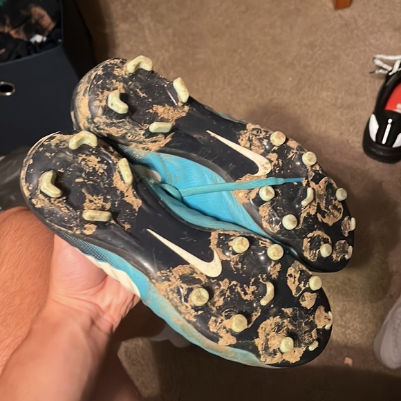 Nike tiempos - Picture 2 of 2